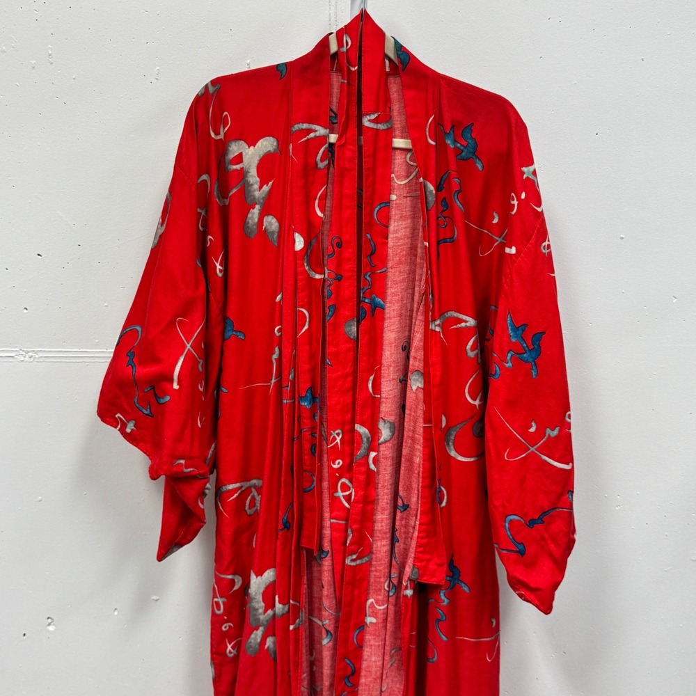 Vintage Gypsy Pier 1 Red Cotton Kimono Robe Japan Calligraphy Print OSFM Maxi - Picture 4 of 8